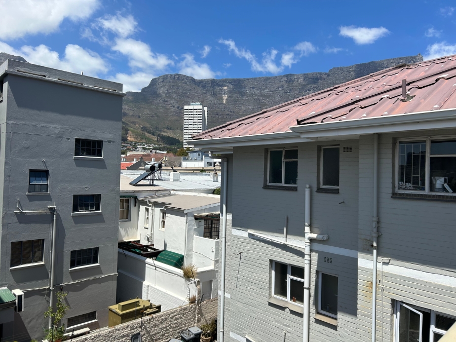 2 Bedroom Property for Sale in Cape Town City Centre Western Cape
